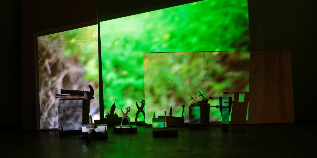 アート・デザイン・音楽 THEATRE DES REALITES Close to the Clouds: Encountering Digital Diasporas | Bemis Center