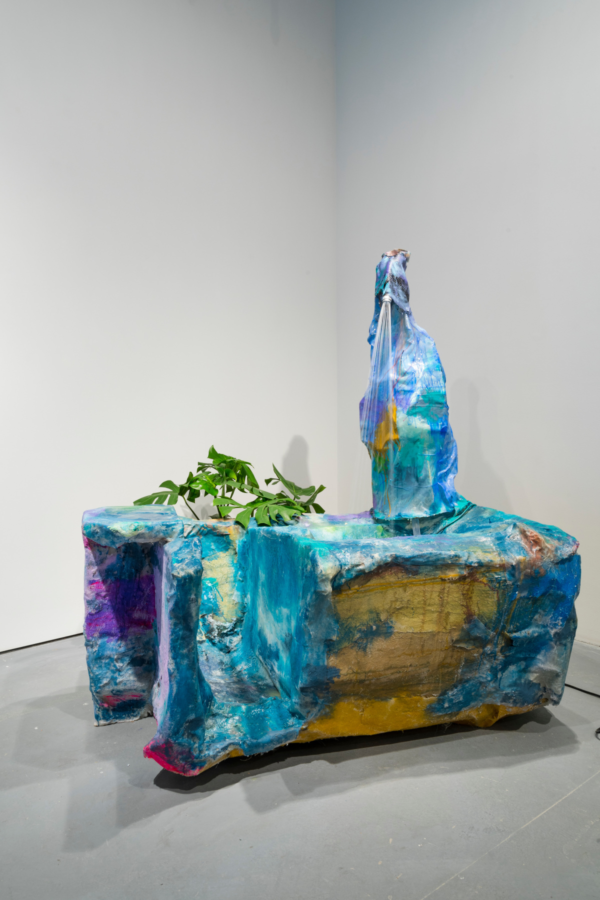 Jillian Mayer TIMESHARE Bemis Center for Contemporary Arts Photo by Colin Conces8